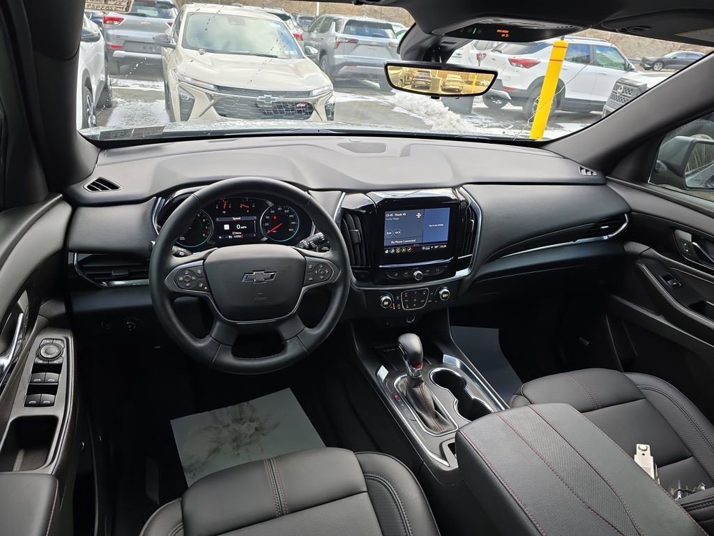 Certified 2023 Chevrolet Traverse RS w/ LPO, Floor Liner Package image 7