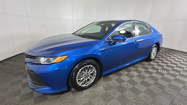 Used 2020 Toyota Camry LE FWD image 6