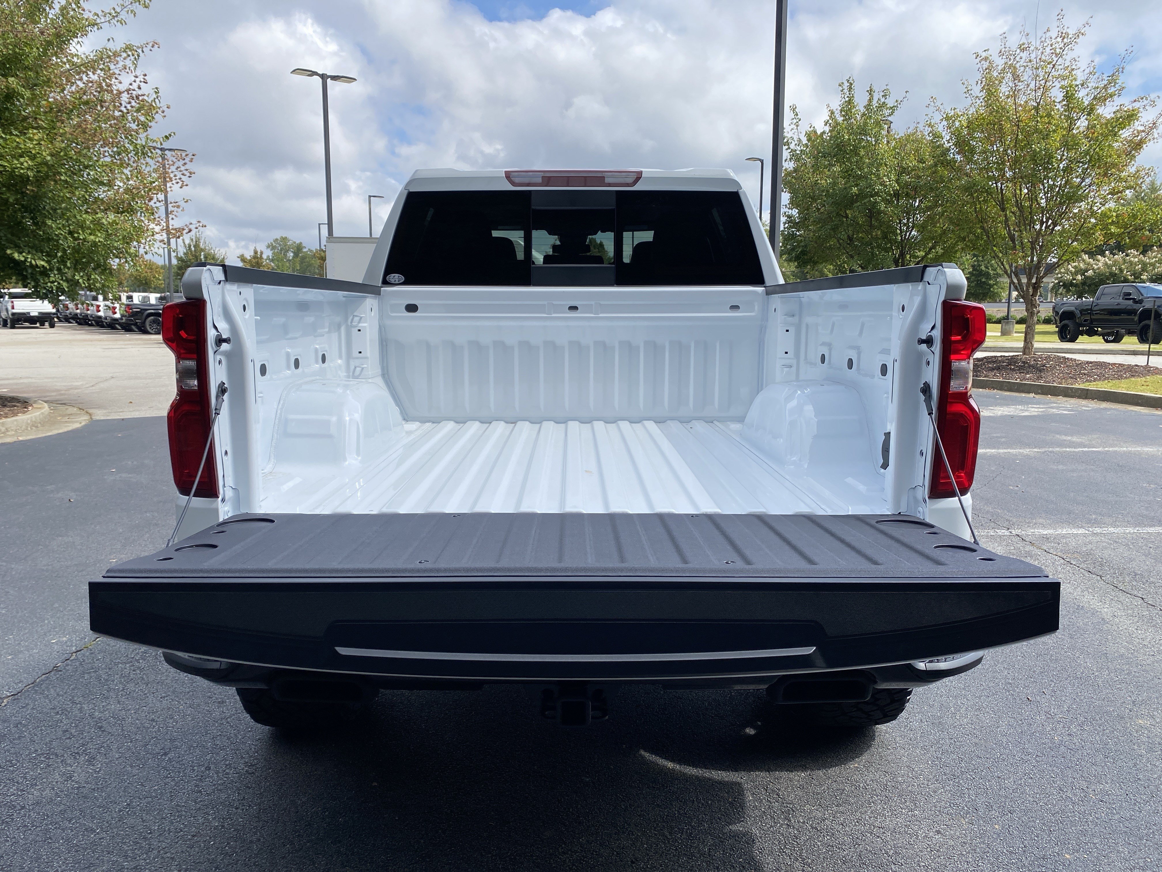 New 2026 Chevrolet Silverado 1500 LT Trail Boss w/ Convenience Package II AWD/4WD image 11