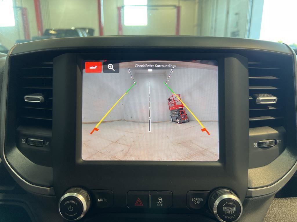 New 2024 RAM 3500 Tradesman w/ Chrome Appearance Group image 25