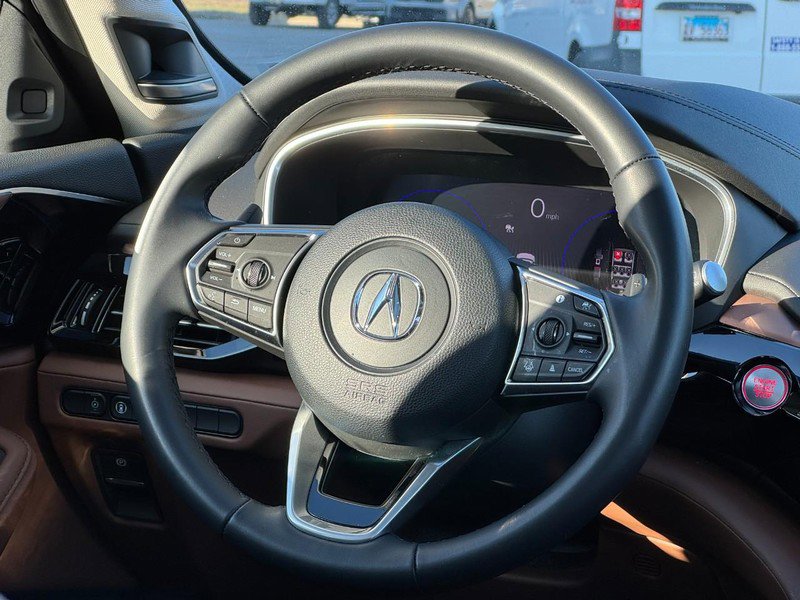 Used 2025 Acura MDX SH-AWD w/ Technology Package image 15