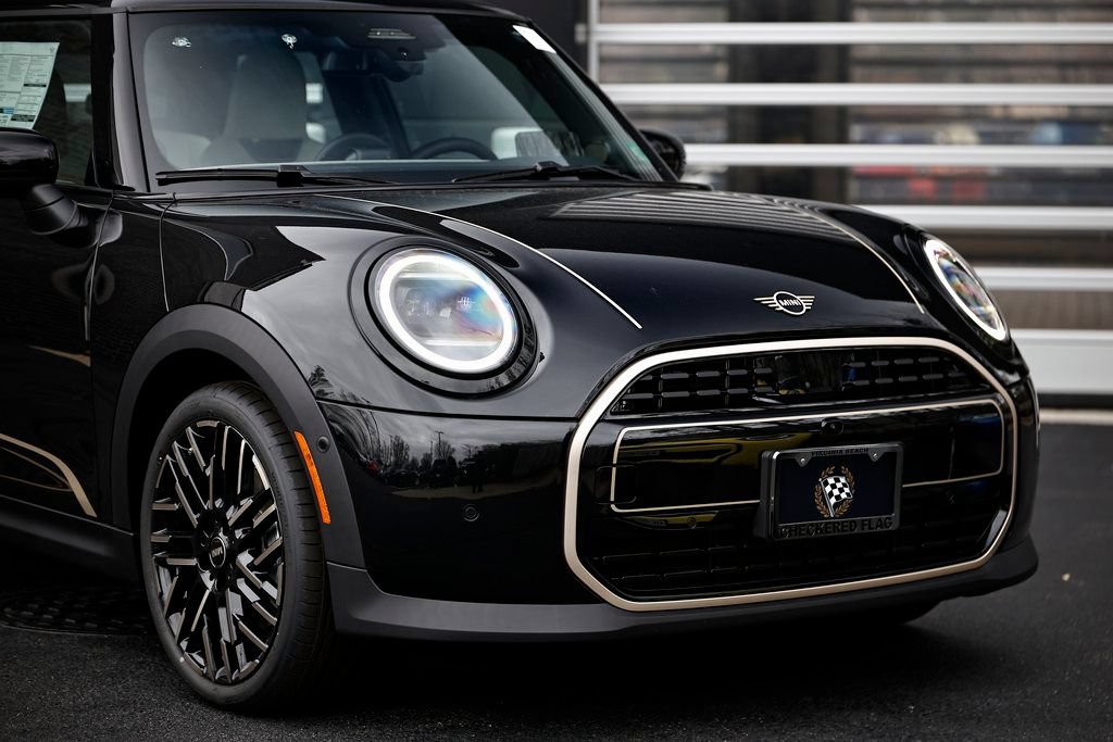 New 2026 MINI Cooper 2-Door Hardtop FWD image 2