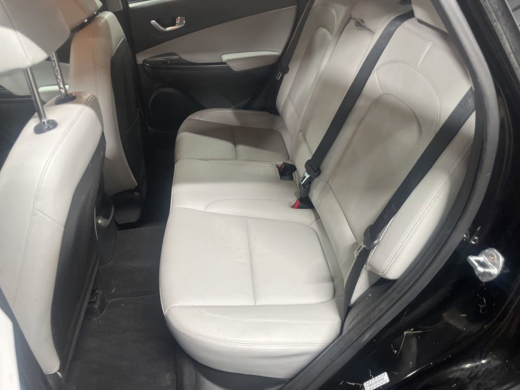 Used 2023 Hyundai Kona Limited image 8