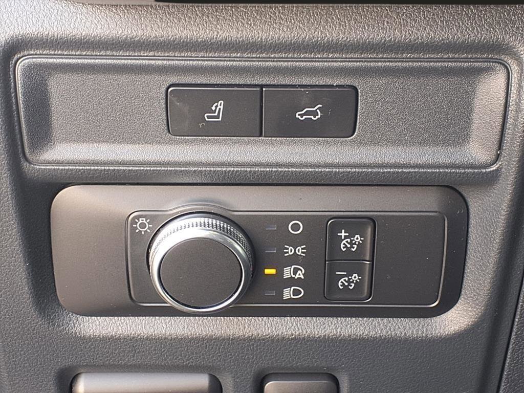 Used 2022 Ford Expedition XLT image 19