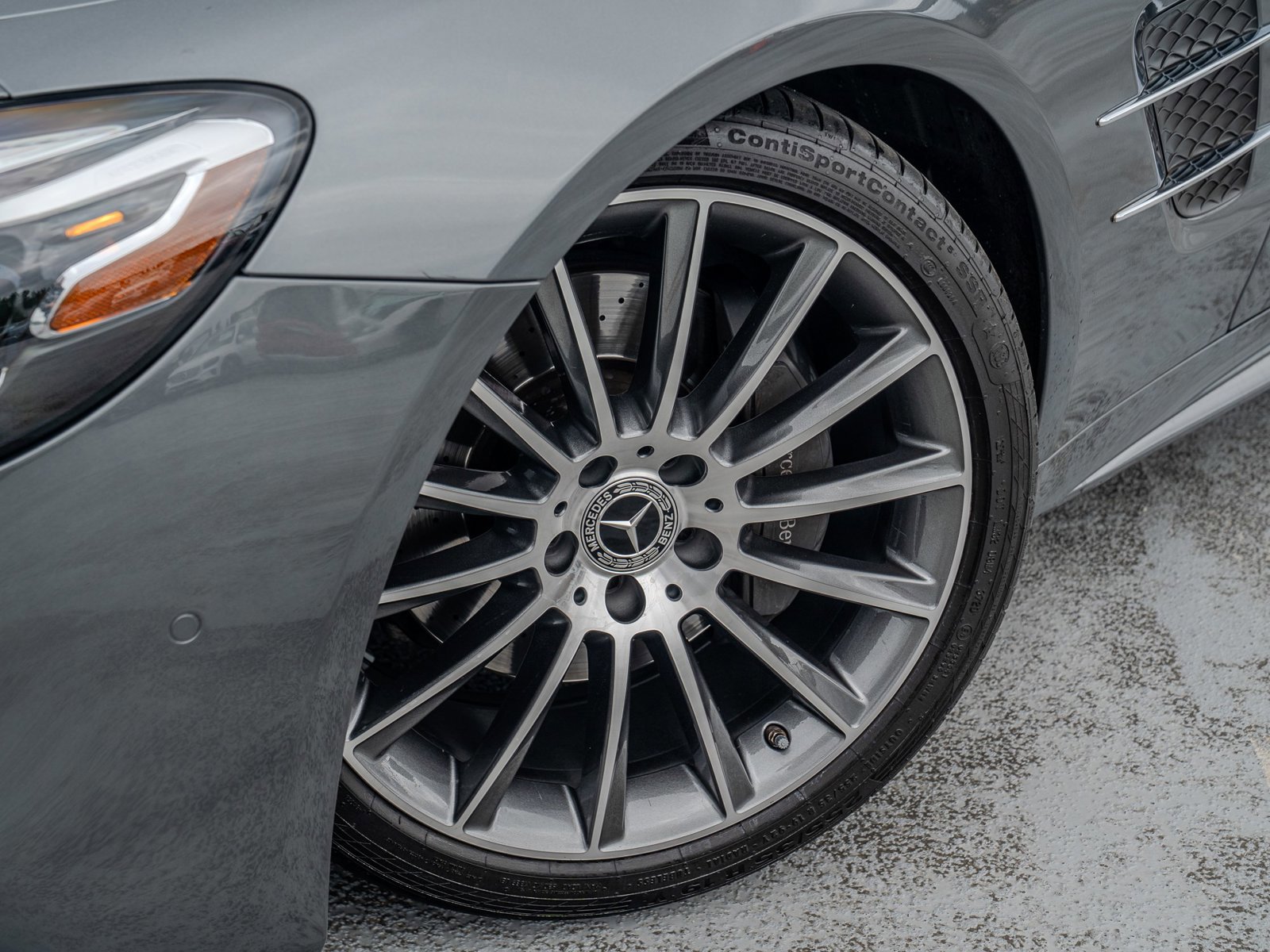 Used 2018 Mercedes-Benz SL 450 image 17