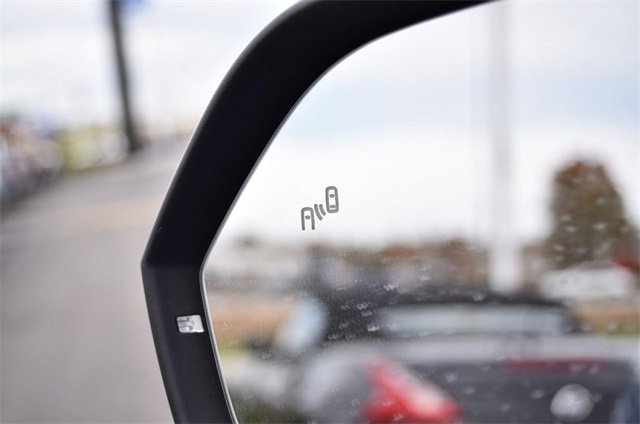 New 2026 Volkswagen Atlas SE image 10