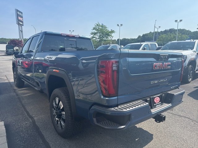 New 2025 GMC Sierra 2500 Denali w/ Denali Reserve Package image 7