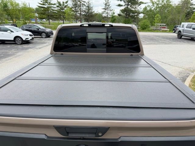 Used 2020 Nissan Titan PRO-4X w/ Pro-4x Convenience Package AWD/4WD image 15