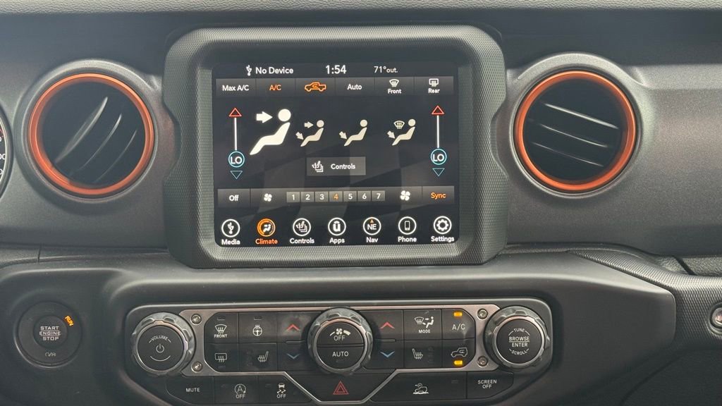 Used 2022 Jeep Gladiator Mojave w/ Cold Weather Group AWD/4WD image 12
