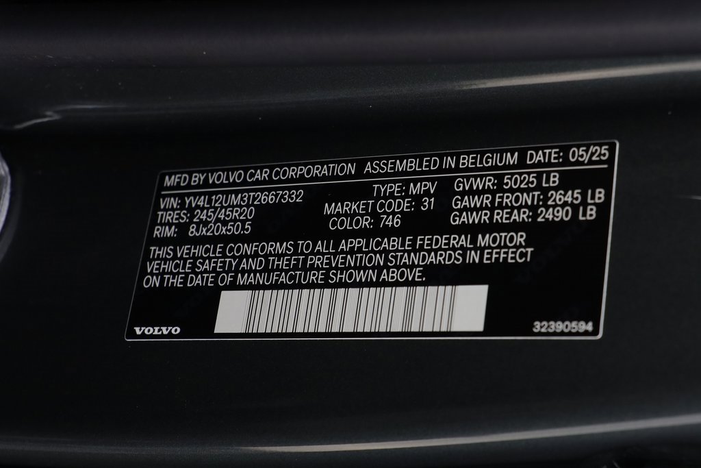 Used 2026 Volvo XC40 B5 Ultra w/ Climate Package image 25