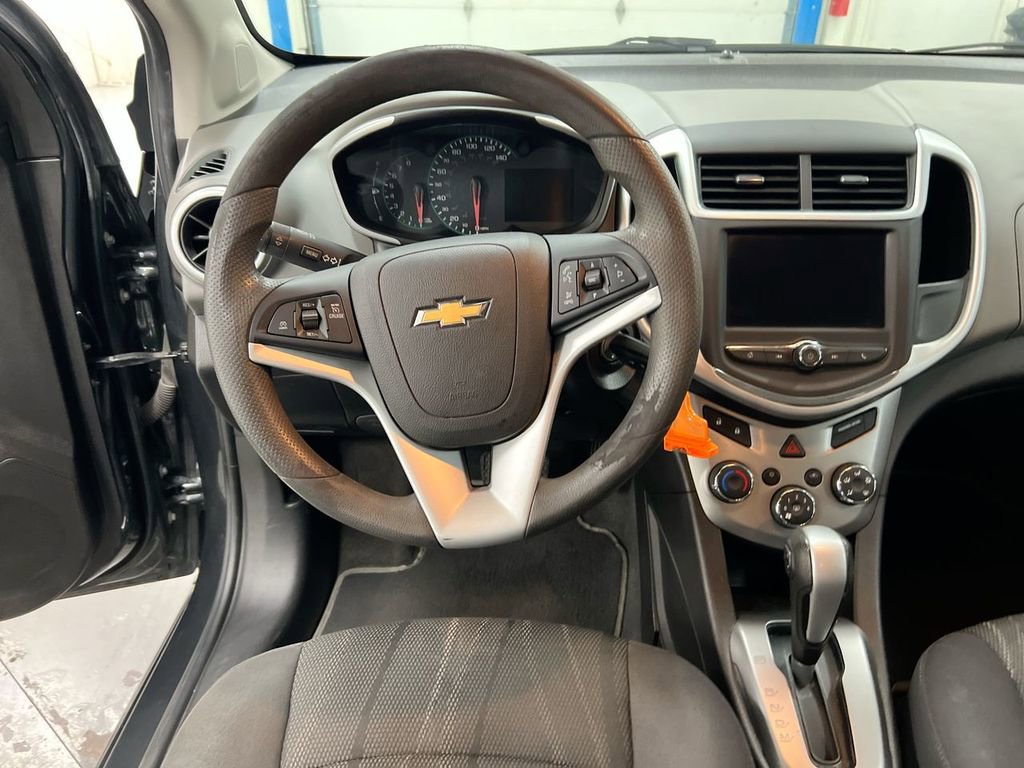 Used 2020 Chevrolet Sonic LT image 19