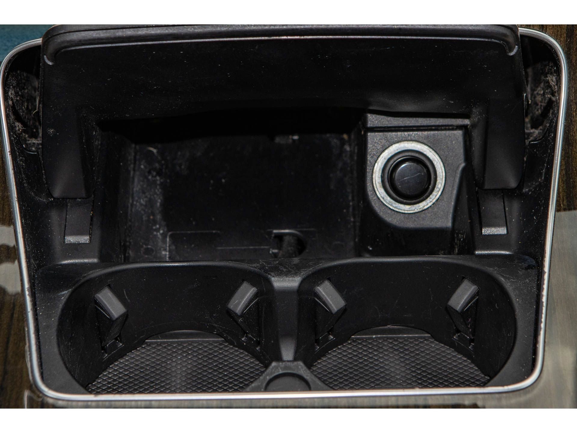 Used 2021 Mercedes-Benz GLC 300 w/ Premium Package image 25