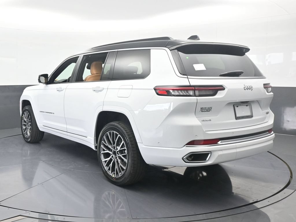 New 2025 Jeep Grand Cherokee L Summit AWD/4WD image 4