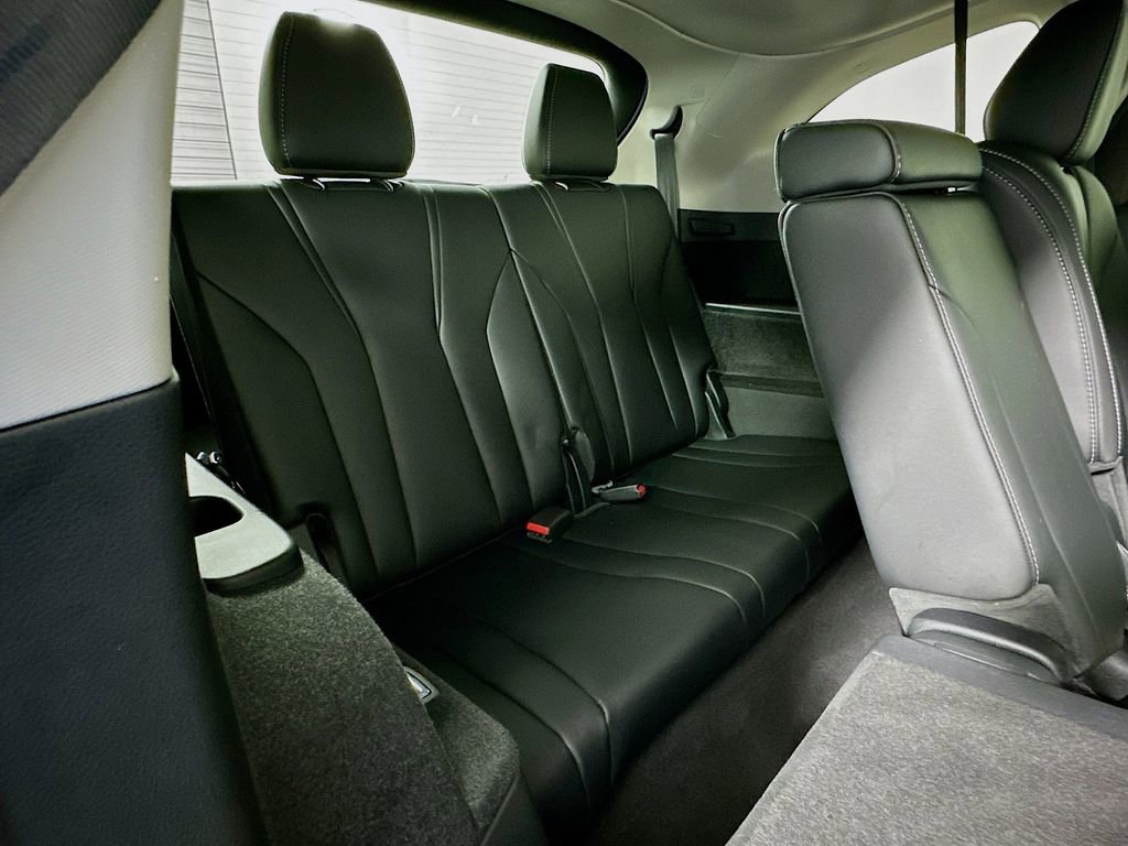 Used 2023 Acura MDX FWD w/ Technology Package image 28