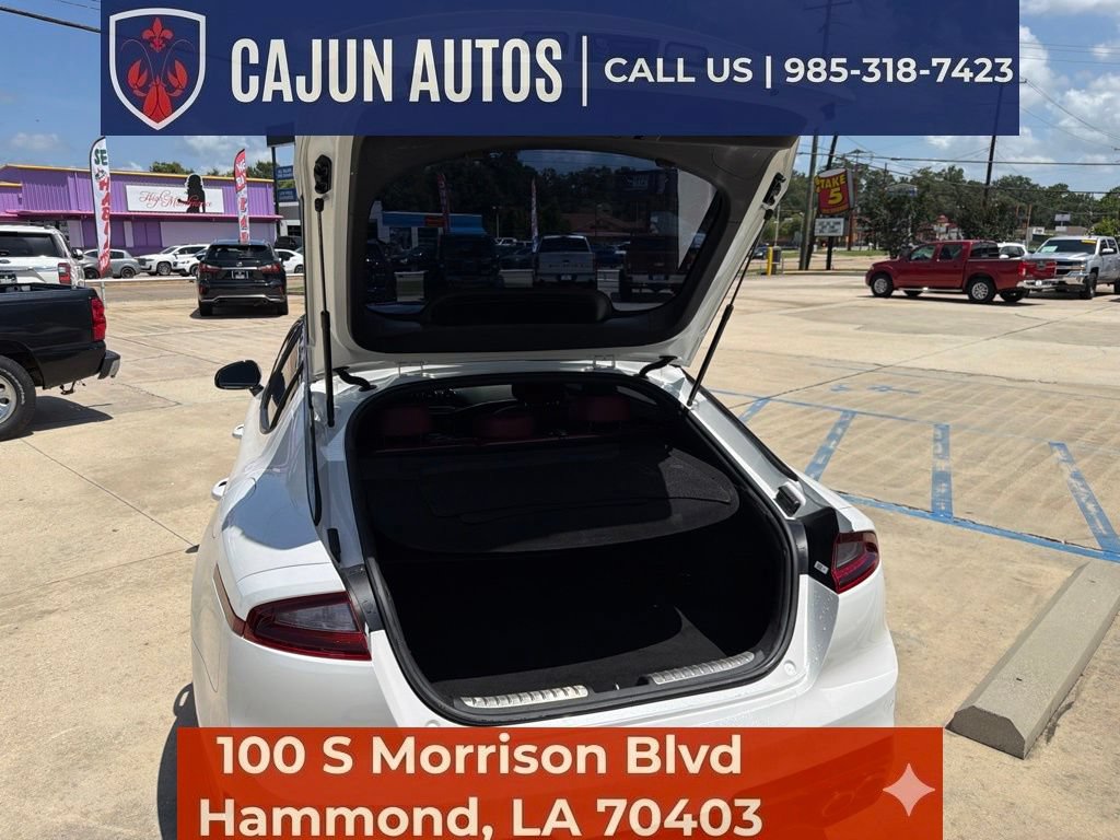 Used 2020 Kia Stinger GT1 RWD image 32