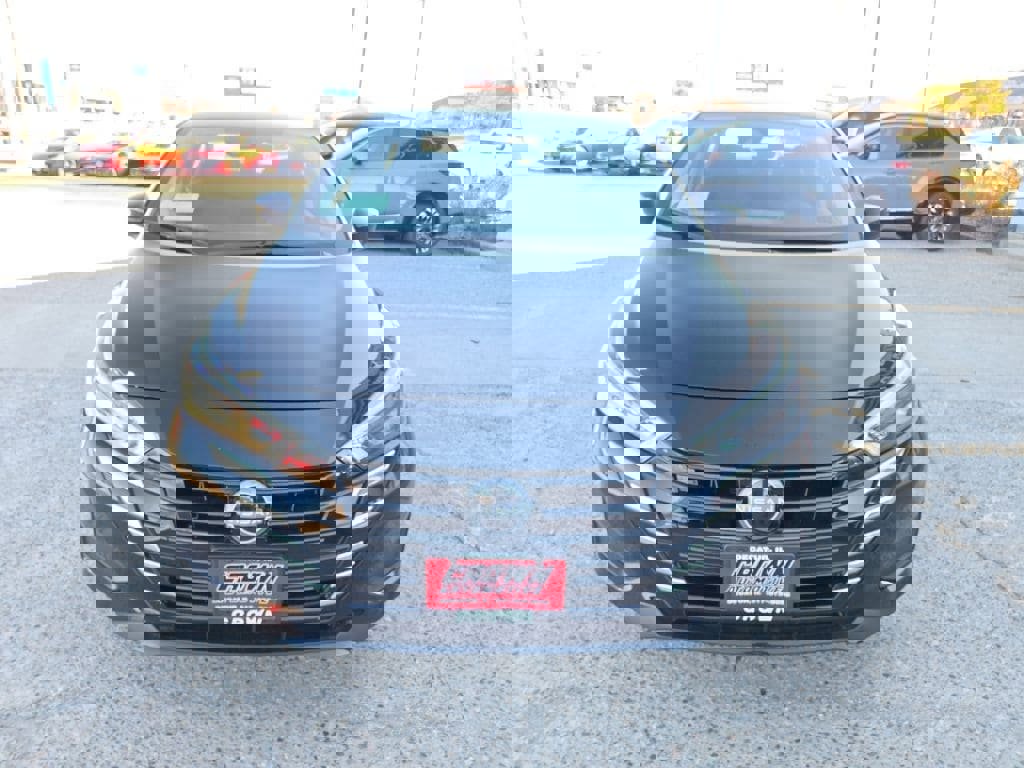 New 2025 Nissan Versa SV w/ Trunk Package image 9