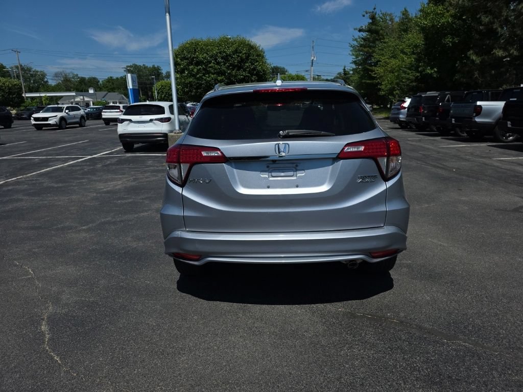 Used 2019 Honda HR-V Touring image 6