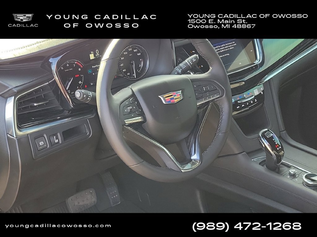 Used 2025 Cadillac XT6 Premium Luxury w/ LPO, Floor Liner Package AWD/4WD image 10