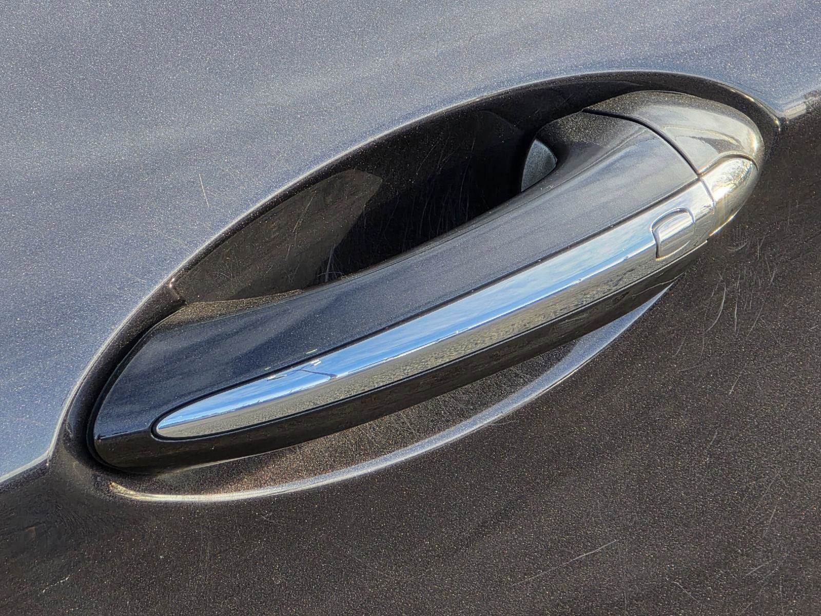 Used 2017 Buick Envision Essence image 38