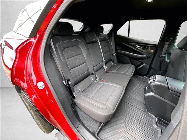 Used 2025 Chevrolet Blazer EV LT AWD/4WD image 29