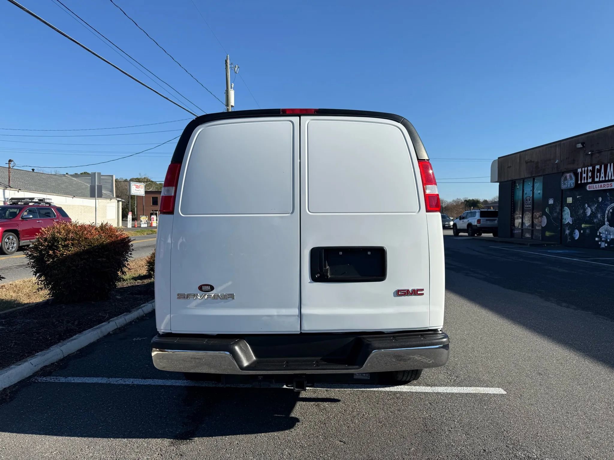 Used 2022 GMC Savana 2500 w/ Communications Package image 4