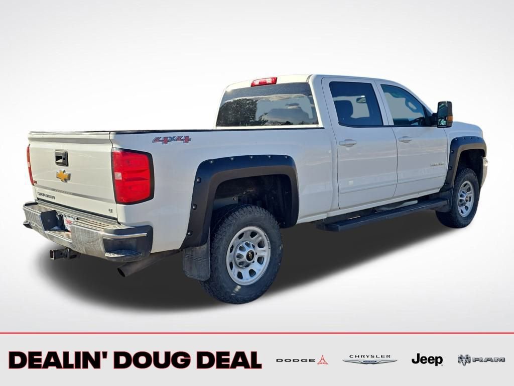 Used 2015 Chevrolet Silverado 3500 LT AWD/4WD image 6