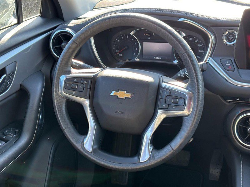 Used 2024 Chevrolet Blazer LT w/ Convenience Package image 12
