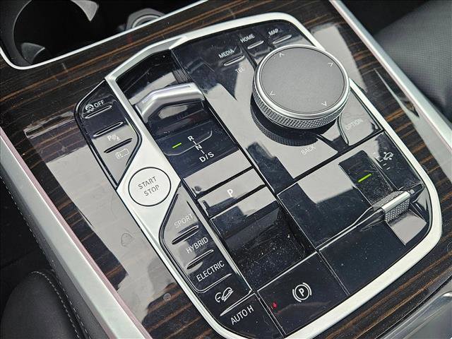 Used 2025 BMW X5 xDrive50e image 22