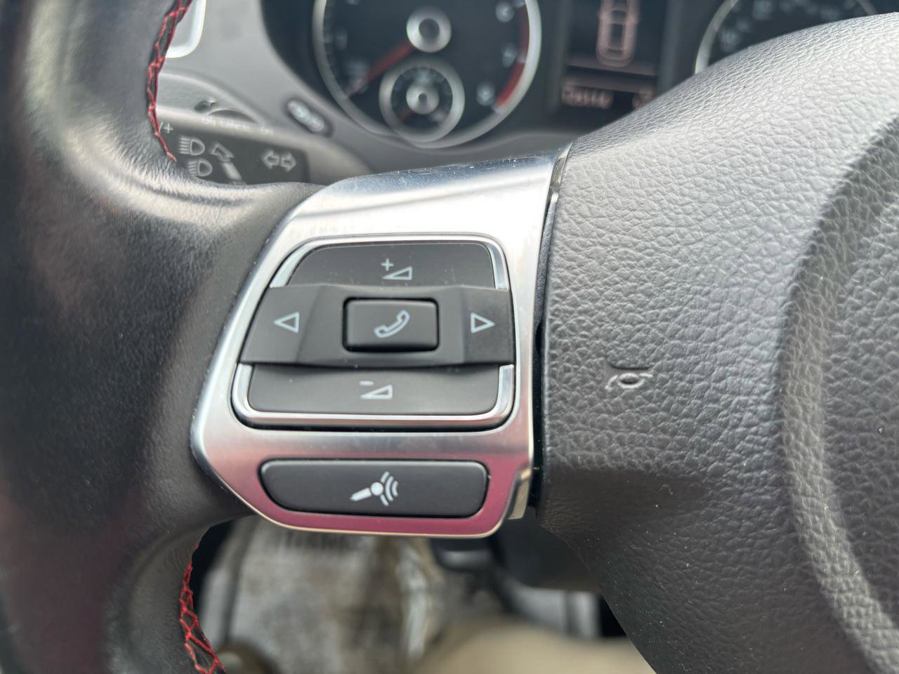 Used 2013 Volkswagen Jetta GLI image 18