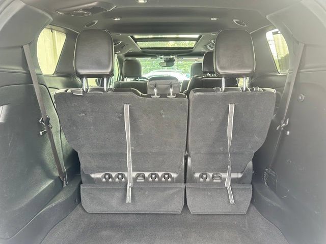 Used 2025 Chrysler Pacifica Limited FWD image 13