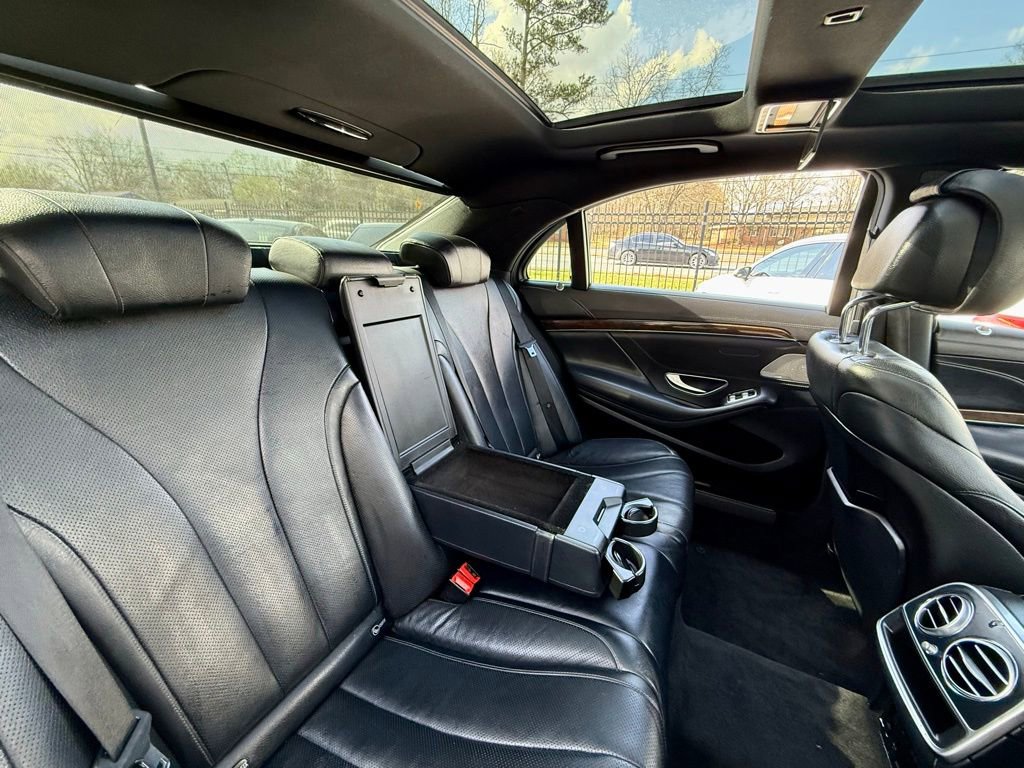 Used 2015 Mercedes-Benz S 550 4MATIC Sedan image 35