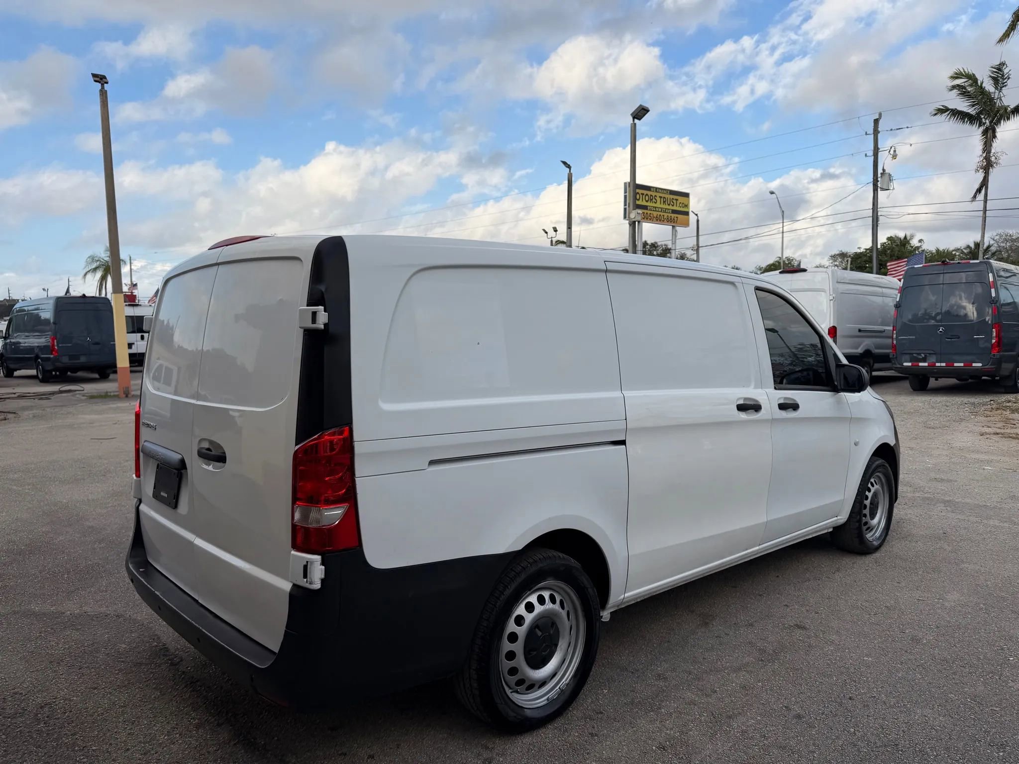 Used 2020 Mercedes-Benz Metris w/ Safety Package image 7