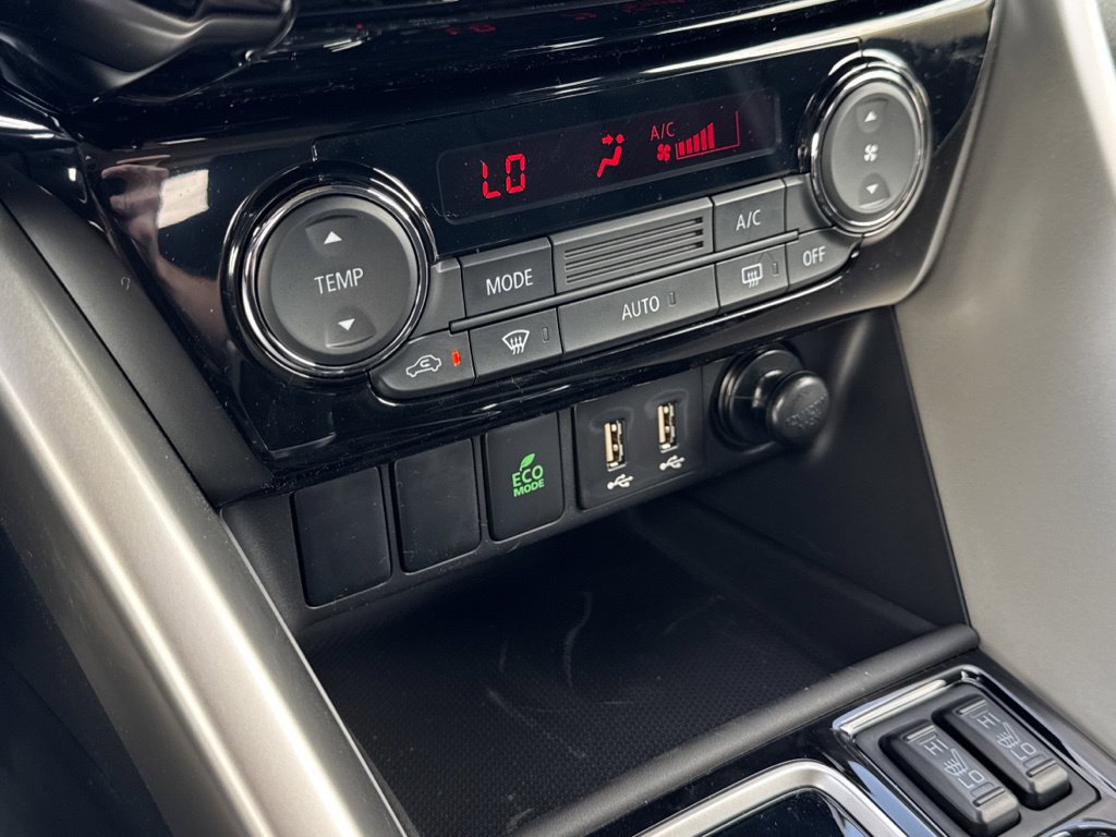 New 2026 Mitsubishi Eclipse Cross LE AWD/4WD image 12