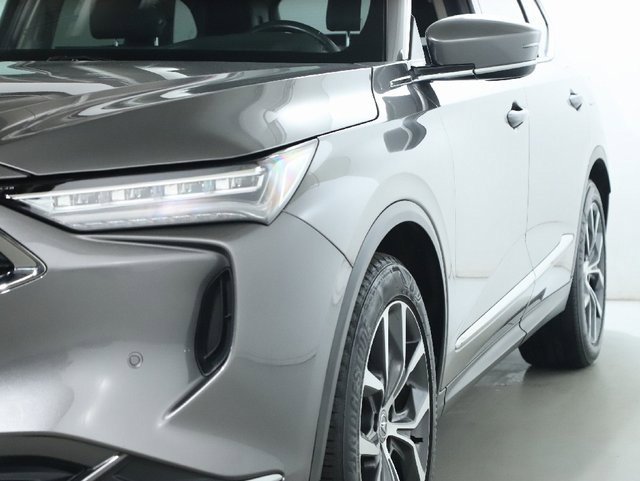 Used 2023 Acura MDX SH-AWD w/ Technology Package image 4