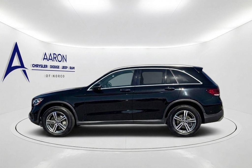 Used 2022 Mercedes-Benz GLC 300 image 2