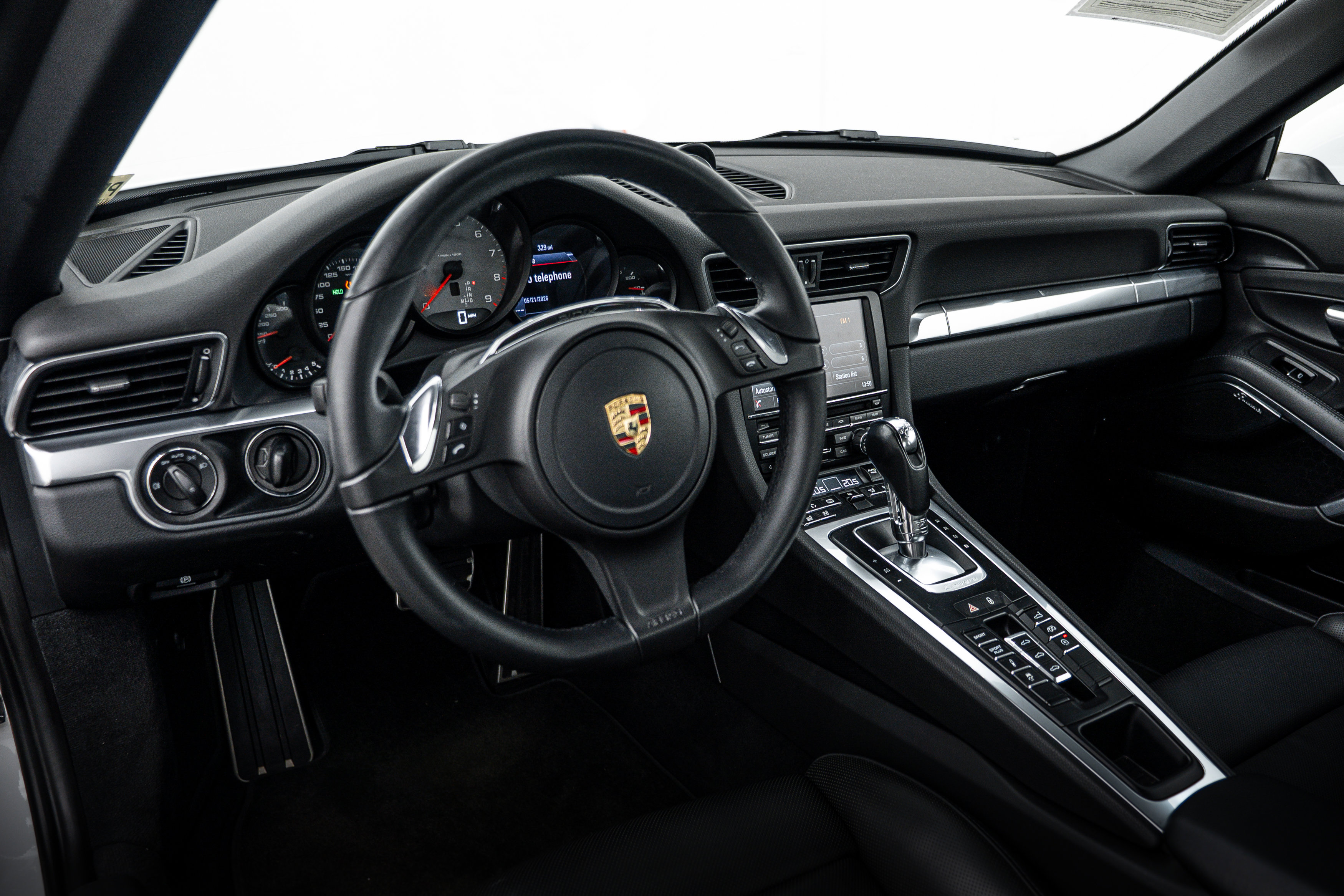 Used 2013 Porsche 911 Carrera 4S AWD/4WD image 15
