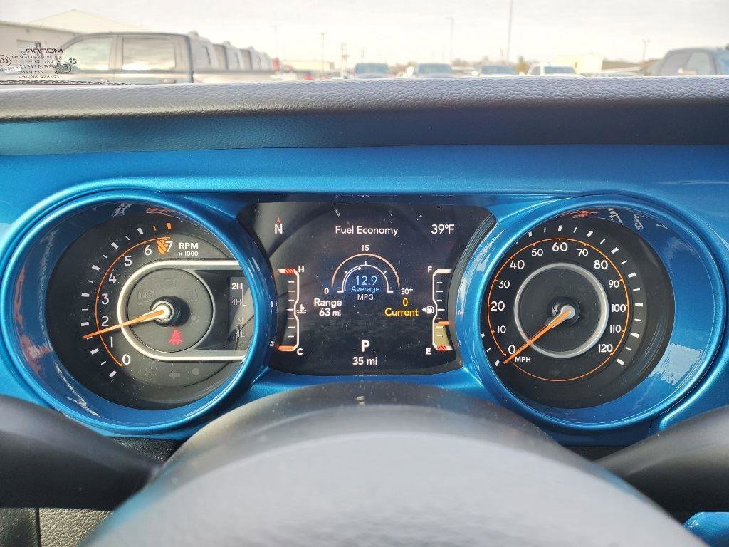 Used 2023 Jeep Gladiator Sport image 14