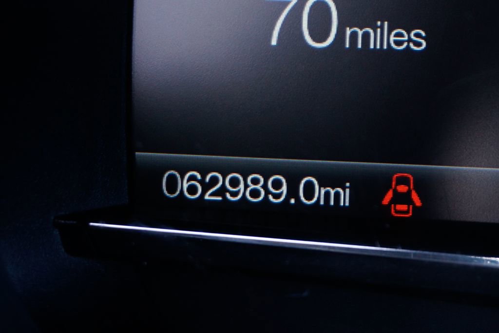 Used 2017 Ford Explorer XLT w/ Equipment Group 201A image 23