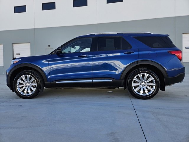 Used 2023 Ford Explorer Limited image 2