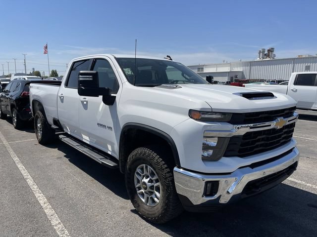 Used 2025 Chevrolet Silverado 2500 LT w/ Safety Package AWD/4WD image 14