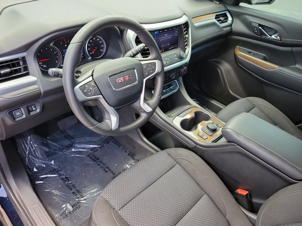 Used 2021 GMC Acadia SLE w/ Driver Convenience Package FWD image 24