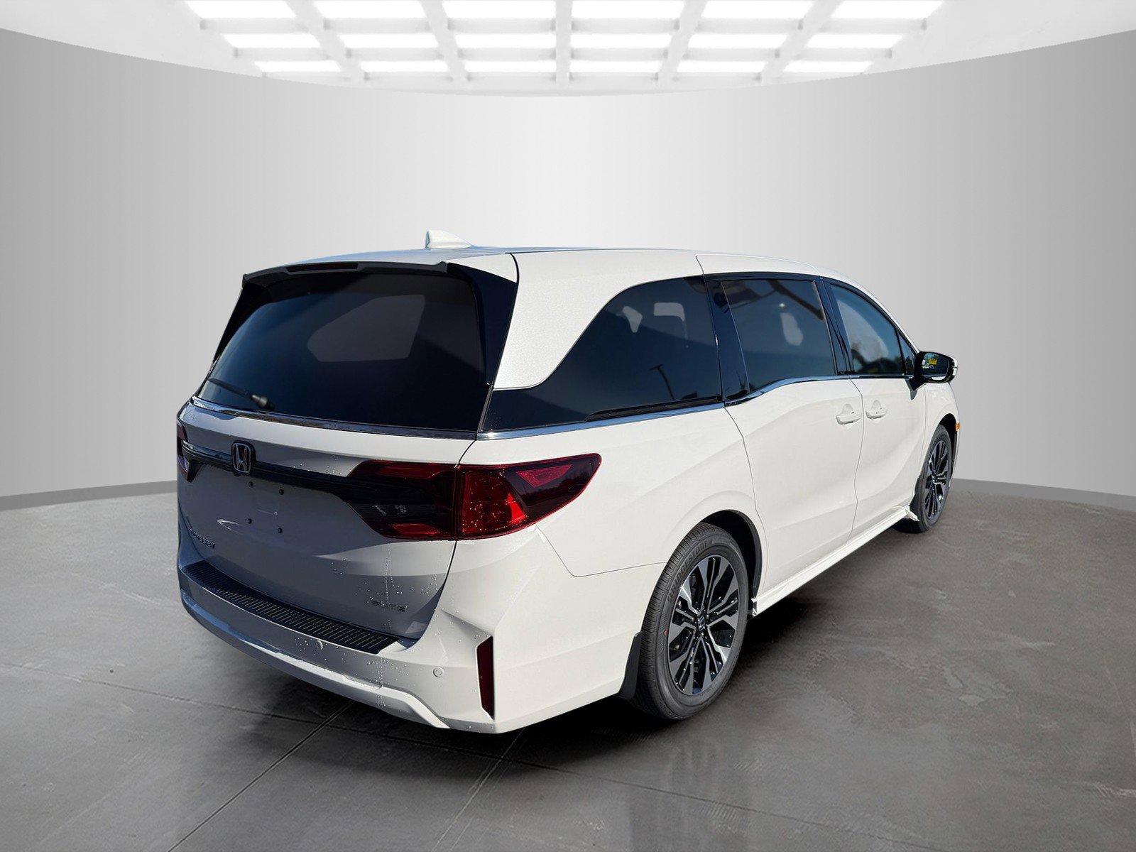 New 2026 Honda Odyssey Elite image 7