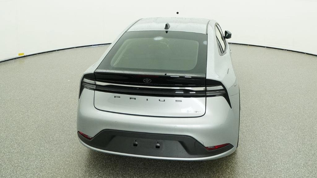 New 2026 Toyota Prius Plug-In Hybrid FWD image 9