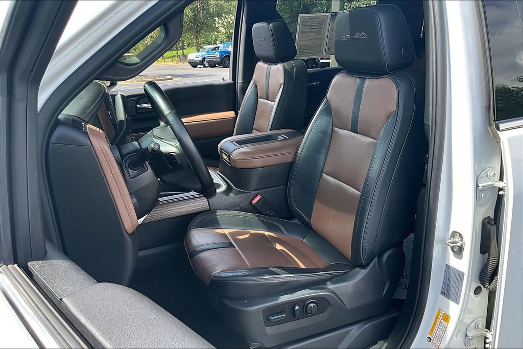 Used 2022 Chevrolet Silverado 2500 High Country image 25