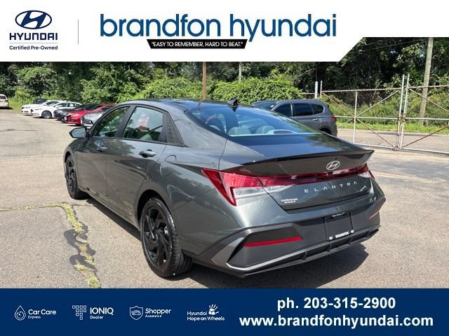 Certified 2026 Hyundai Elantra Sport FWD image 4