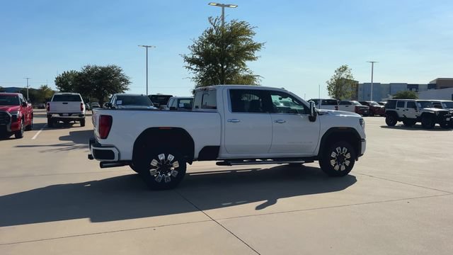 New 2026 GMC Sierra 3500 Denali w/ Denali Reserve Package AWD/4WD image 9