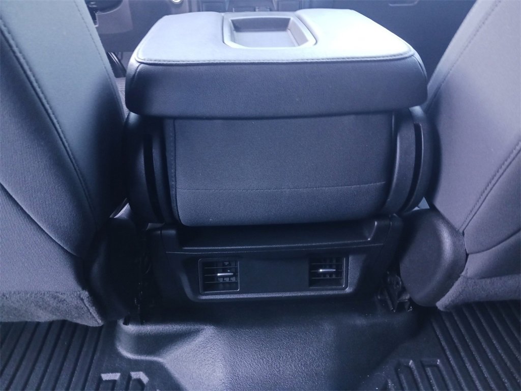 Used 2022 Chevrolet Silverado 1500 W/T w/ WT Value Package image 22