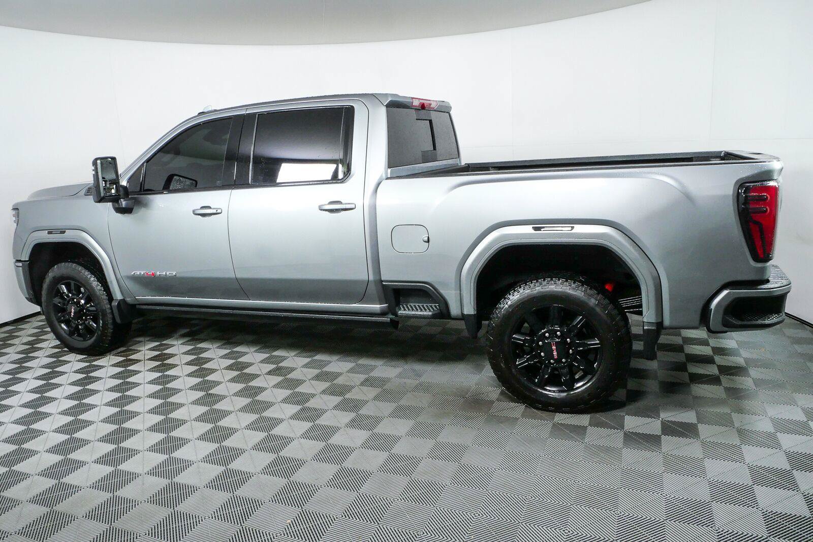 Certified 2026 GMC Sierra 2500 AT4 w/ AT4 Premium Plus Package AWD/4WD image 29