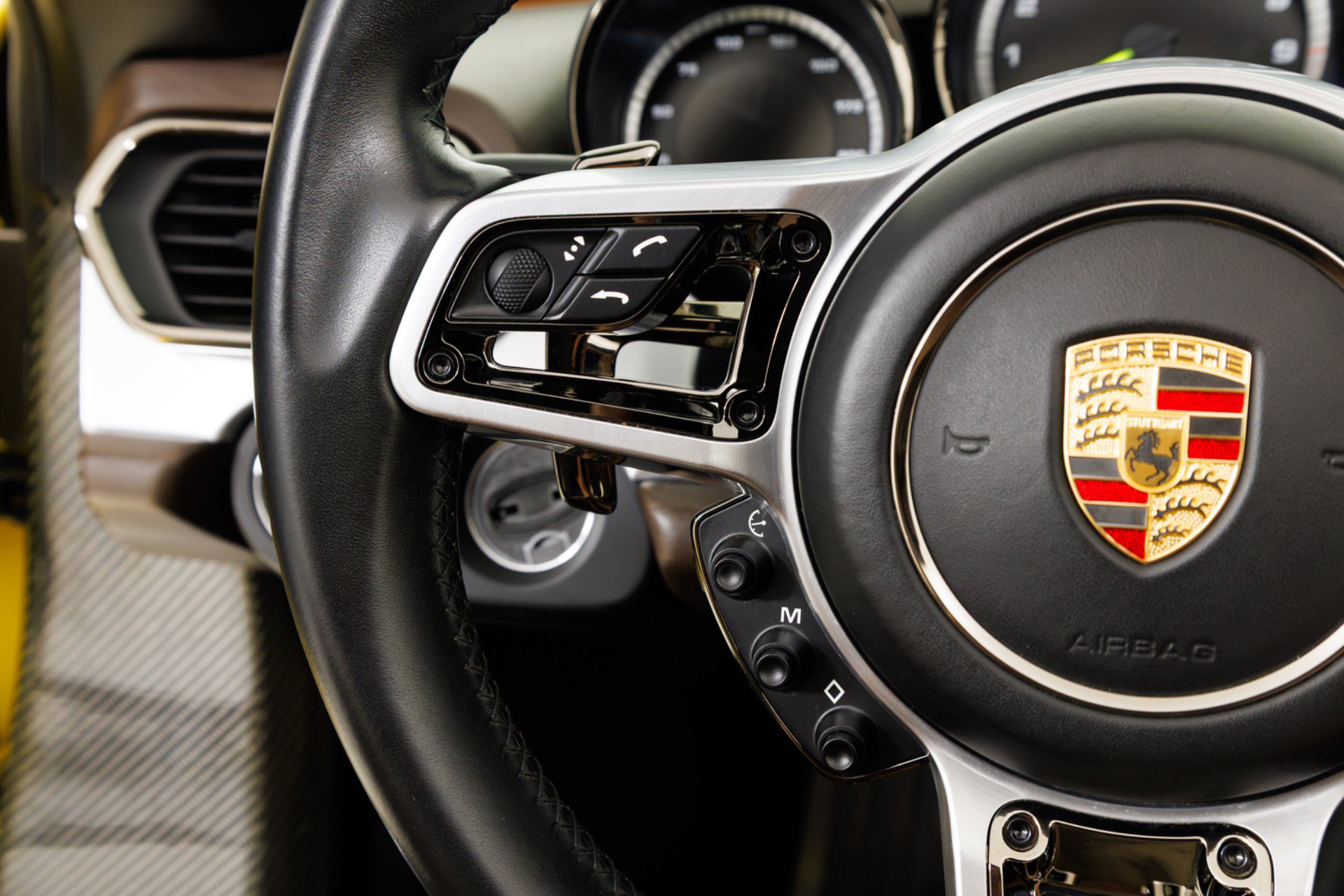 Used 2015 Porsche 918 Spyder AWD/4WD image 24