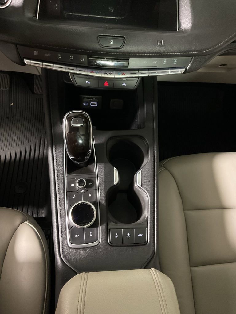 Used 2020 Cadillac XT4 Premium Luxury w/ Driver Awareness Package image 29